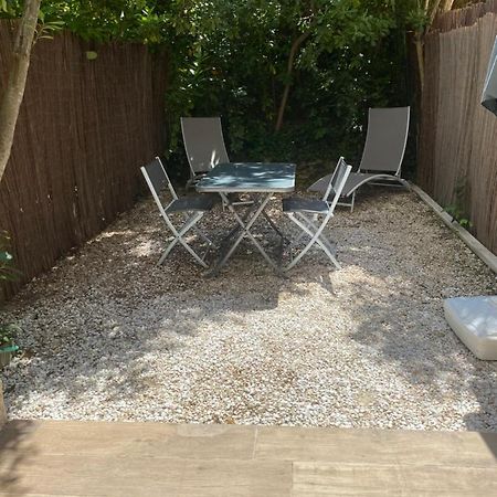 Appartement Little Garden à Saint-Cyr-sur-Mer Extérieur photo